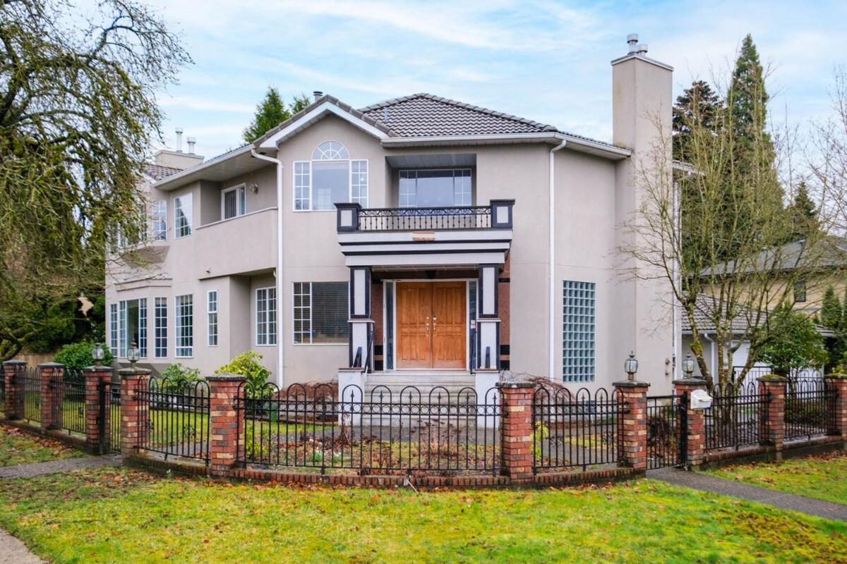 Spacious 4Br W Ensuites Mins To Downtown Yvr Ubc Vancouver Luaran gambar